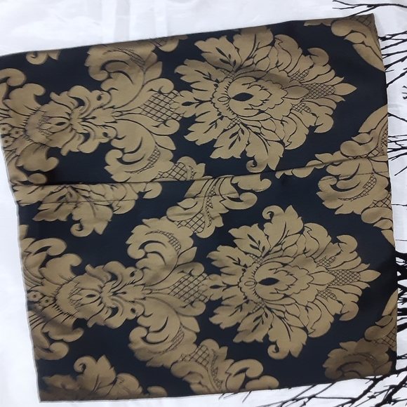 Custom made throw pillow cases. - Picture 6 of 8